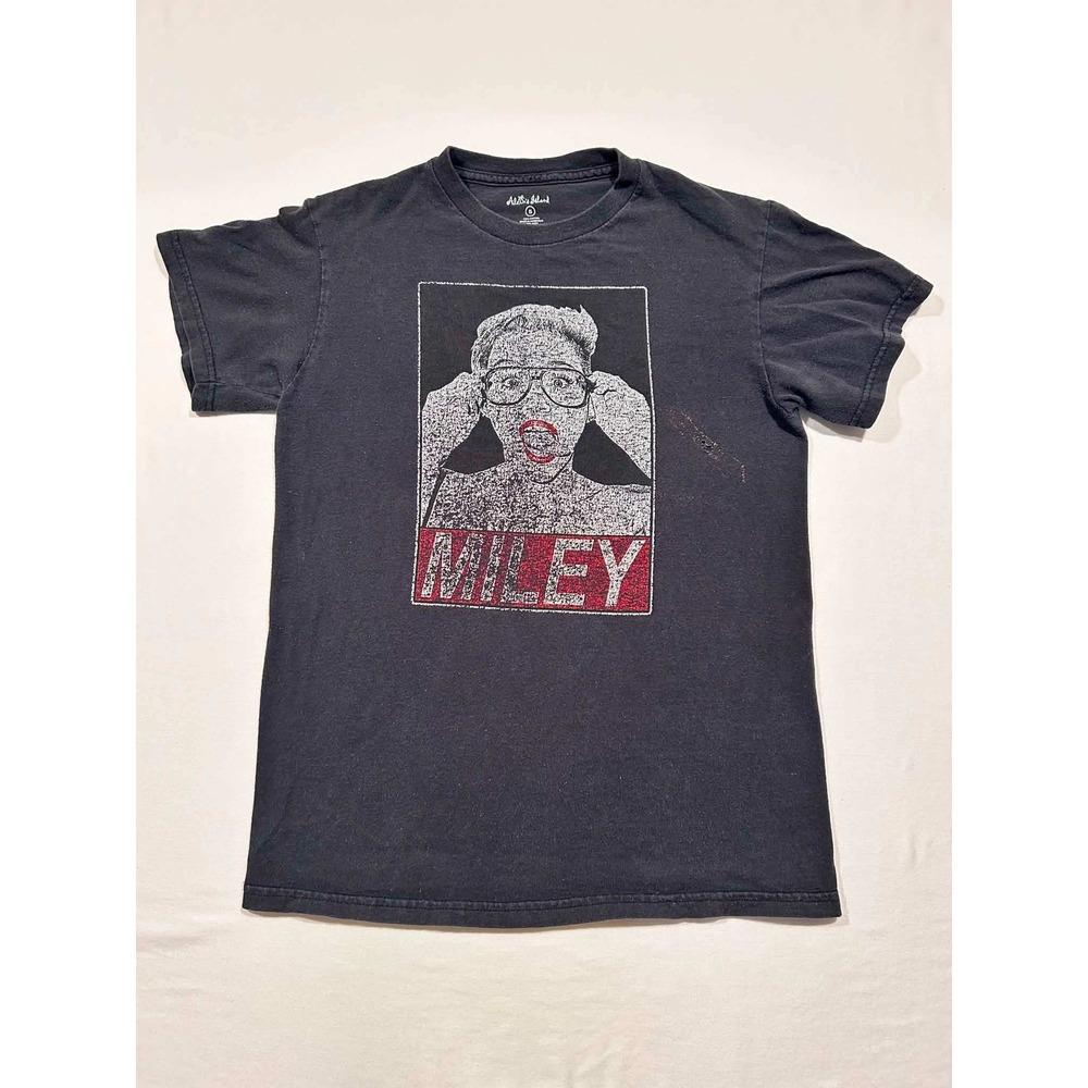 Alvin's Island Miley Cyrus Graphic T-Shirt Black Small Pop Star Music Tee